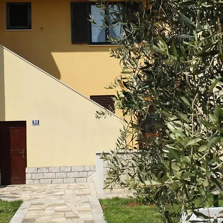 Dekovic Apartment